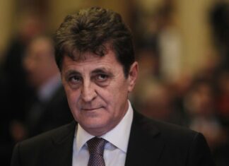 Moartea lui Mircea Dușa. Despre morți numai de bine?