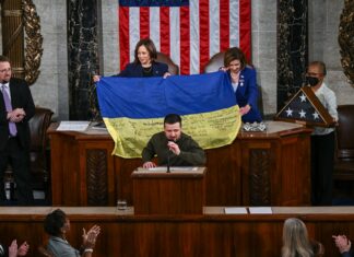 Simbolurile din discursul rostit de Zelenski în fața Congresului SUA. „Este suficient? Sincer, nu prea”