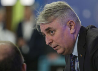 Lucian Bode a pierdut, în primă instanță, procesul împotriva UBB, după ce universitatea a decis că ministrul și-a plagiat teza de doctorat