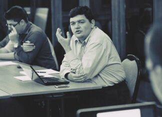 Plagiatul în mediul universitar, sub lupa unui cadru didactic. MARIUS VĂCĂRELU: „Mai întâi n-a fost plagiatul, ci nevoia de bani în sistem”