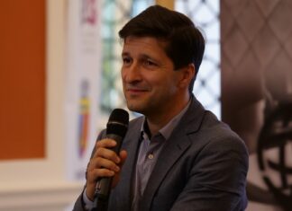 Semnele crizei economice mondiale și cum se văd deja în România. Expert: „S-au pompat bani cu nemiluita în politici stupide. Acum, vine factura”