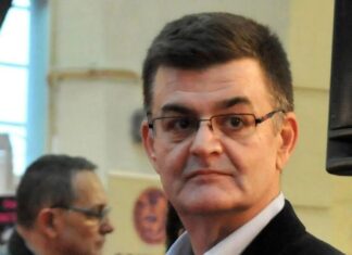 „Patrioții” de la peluză sau întoarcerea în Evul Mediu