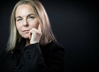 Scriitoarea Camille Laurens: Nu știu dacă literatura poate schimba lumea. În schimb, ne poate ajuta să înțelegem lumea – INTERVIU