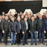 Povestea pastorilor români din Ucraina care nu pot lupta, dar salvează vieți pe front. „Facem veste antiglonț și truse sanitare pentru apărătorii patriei” – VIDEO